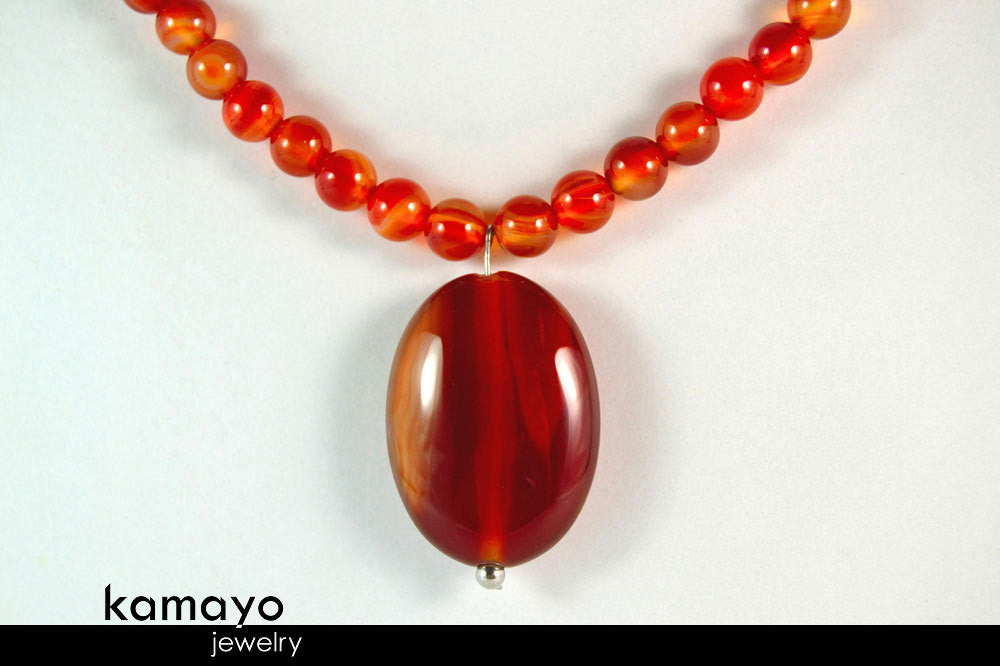 RED AGATE NECKLACE - Natural Oval Pendant and Round Beads