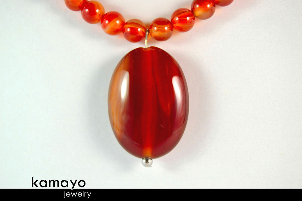 RED AGATE NECKLACE - Natural Oval Pendant and Round Beads